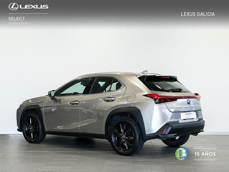 Gris Usado 2021 Lexus UX 250h Business Edition SUV | 26.900 € (Un poco caro) - Imagen 1/4