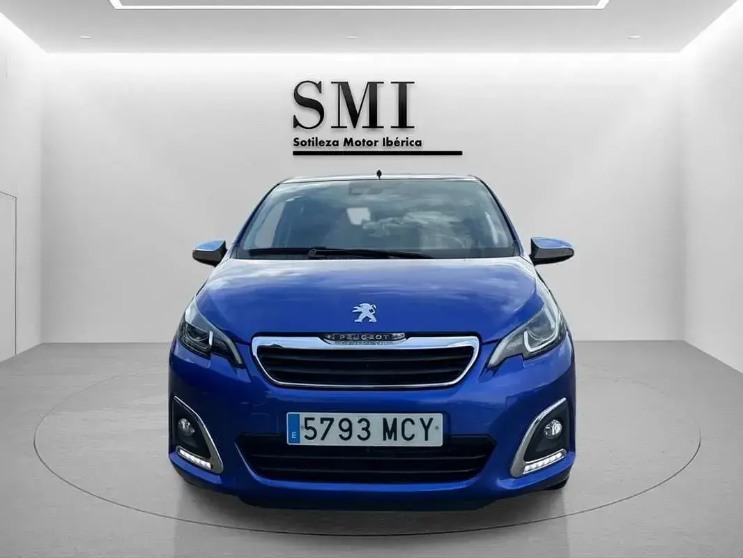 Usado Peugeot 108 Collection 72 CV (52 kW) 2021 Azul Utilitario