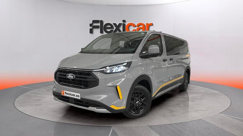 Usado Ford Transit Custom 136 CV (100 kW) 2025 Gris Monovolumen