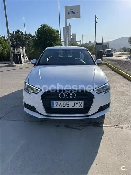 Usado Audi A3 110 CV (80 kW) 2017 Blanco Berlina
