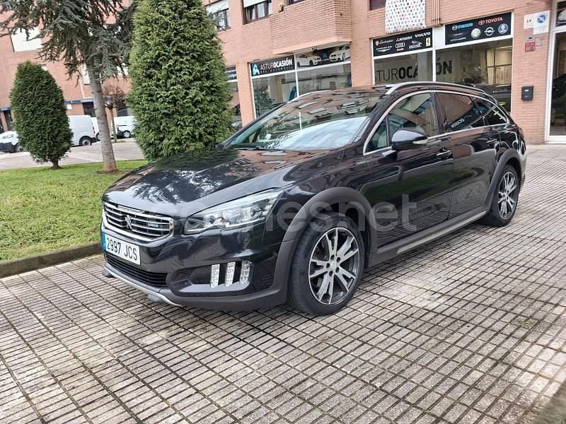 Usado Peugeot 508 RXH 180 CV (132 kW) 2015 Negro Familiar