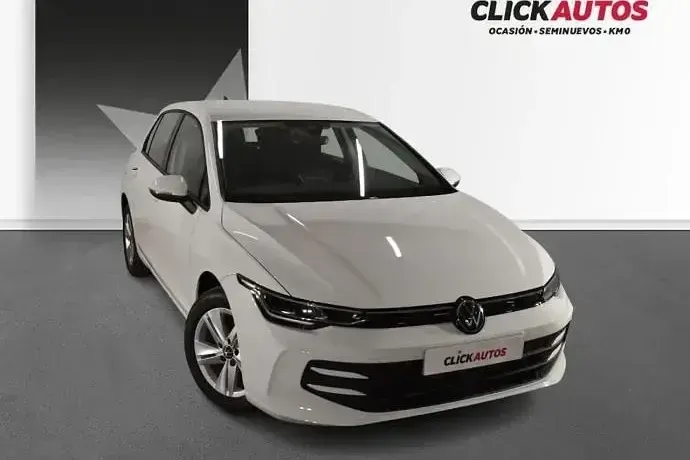 Usado VW Golf VIII 115 CV (84 kW) 2025 Negro