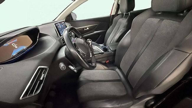 Usado Peugeot 3008 Active 131 CV (96 kW) 2020 Granate SUV