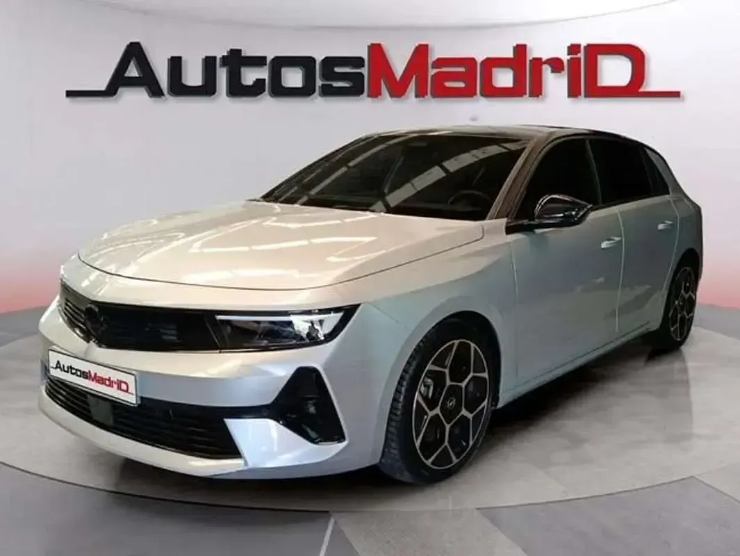 Usado Opel Astra 179 CV (131 kW) 2024 Gris Utilitario