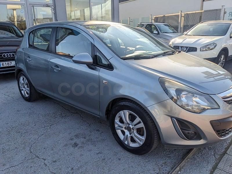 Usado Opel Corsa Selective 85 CV (62 kW) 2014 Gris / plata Utilitario