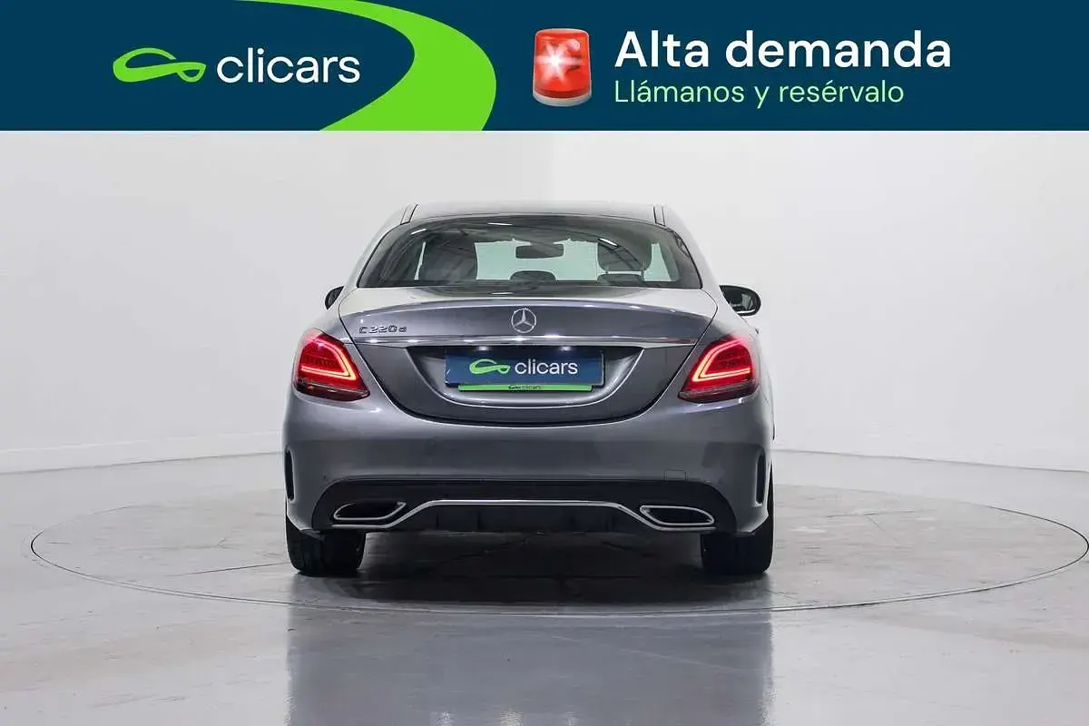 Usado Mercedes C220 194 CV (142 kW) 2019 Gris Berlina