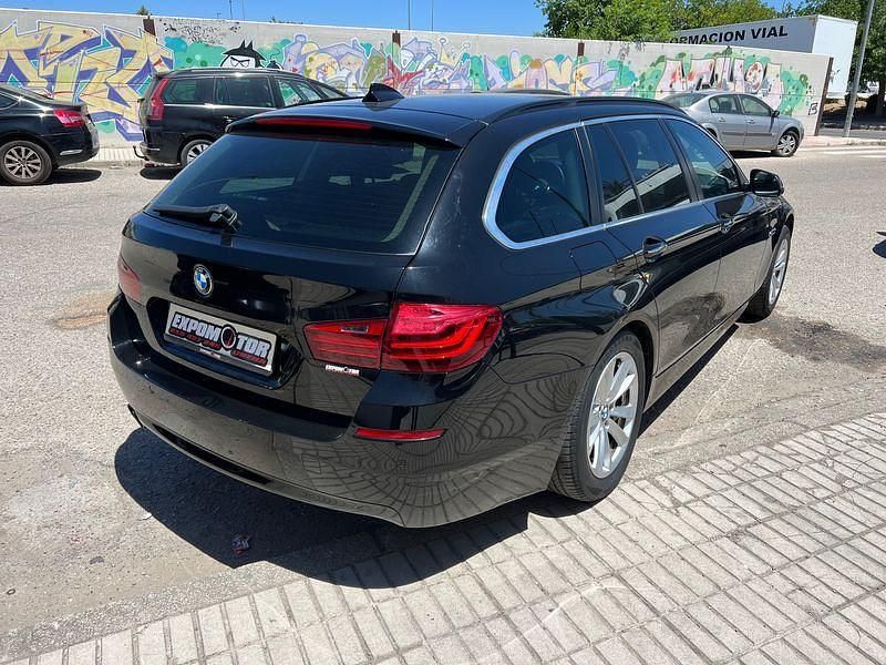 Usado BMW 518 150 CV (110 kW) 2016 Negro Familiar