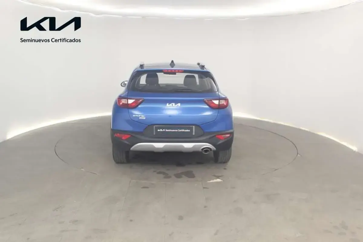 Usado Kia Stonic 101 CV (74 kW) 2025 Azul SUV