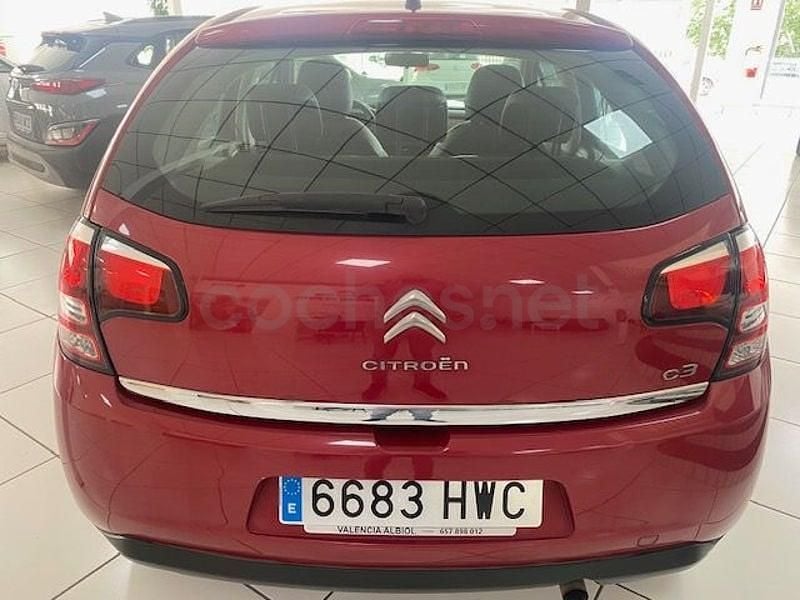Usado Citroën C3 68 CV (50 kW) 2014 Granate Berlina