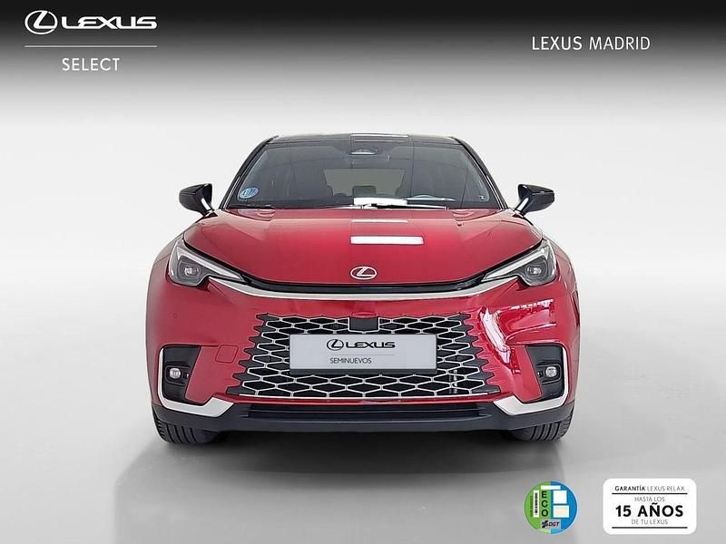 Usado Lexus LBX 136 CV (100 kW) 2025 Rojo SUV