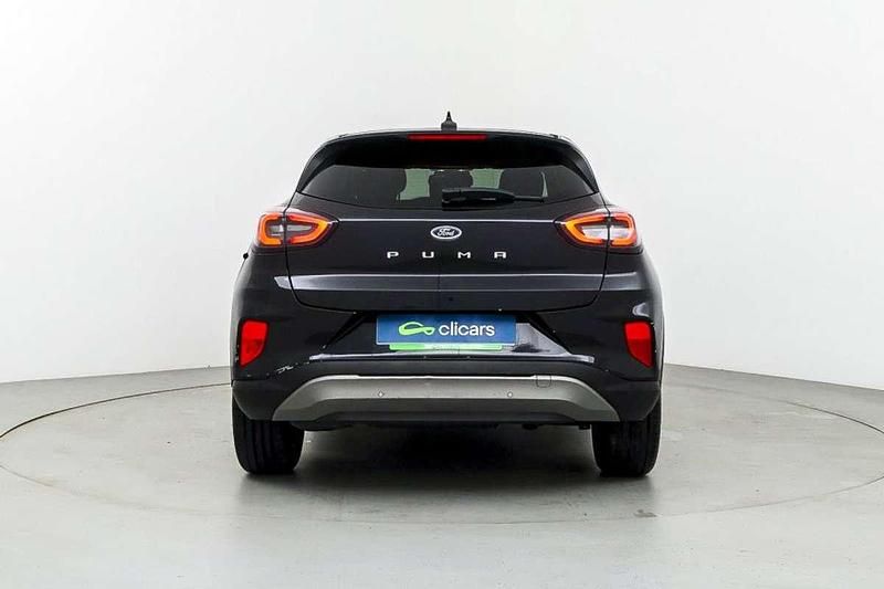 Usado Ford Puma Titanium 120 CV (88 kW) 2021 Negro SUV