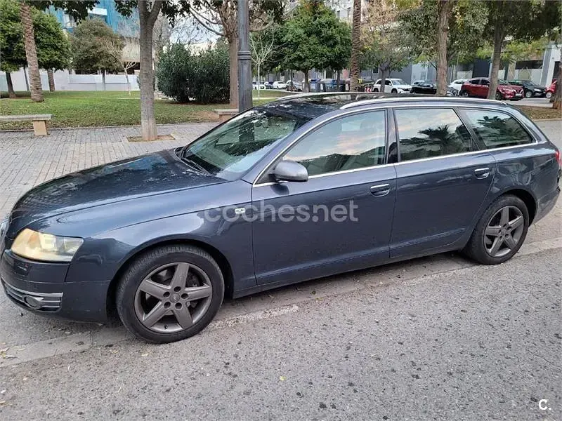Usado Audi A6 180 CV (132 kW) 2008 Azul Familiar