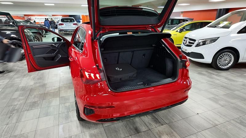 Usado Audi A3 Sportback e-tron S-Line 204 CV (150 kW) 2022 Rojo Utilitario