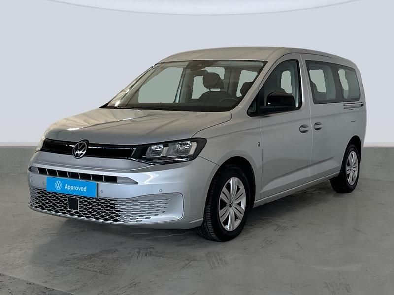 Usado VW Caddy Maxi 102 CV (75 kW) 2024 Gris plata Monovolumen