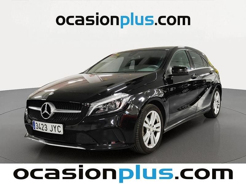 Usado Mercedes A200 136 CV (100 kW) 2017 Negro Utilitario