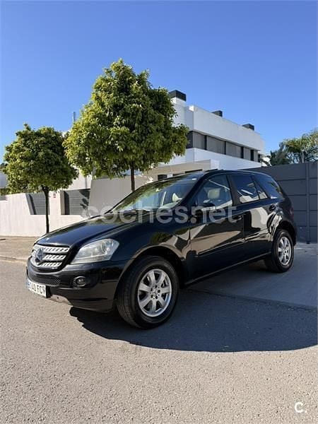 Usado Mercedes ML320 224 CV (164 kW) 2006 Negro SUV