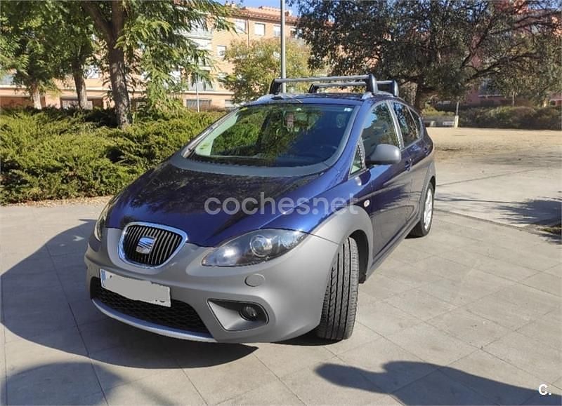 Azul Usado 2011 Seat Altea Monovolumen | 7800 € (Precio justo) - Imagen 1/4