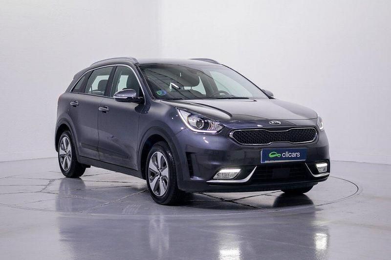 Usado Kia Niro 141 CV (103 kW) 2018 Gris SUV