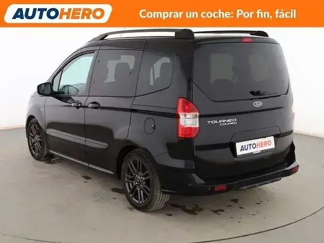 Usado Ford Tourneo Courier Sport 100 CV (73 kW) 2019 Negro Monovolumen