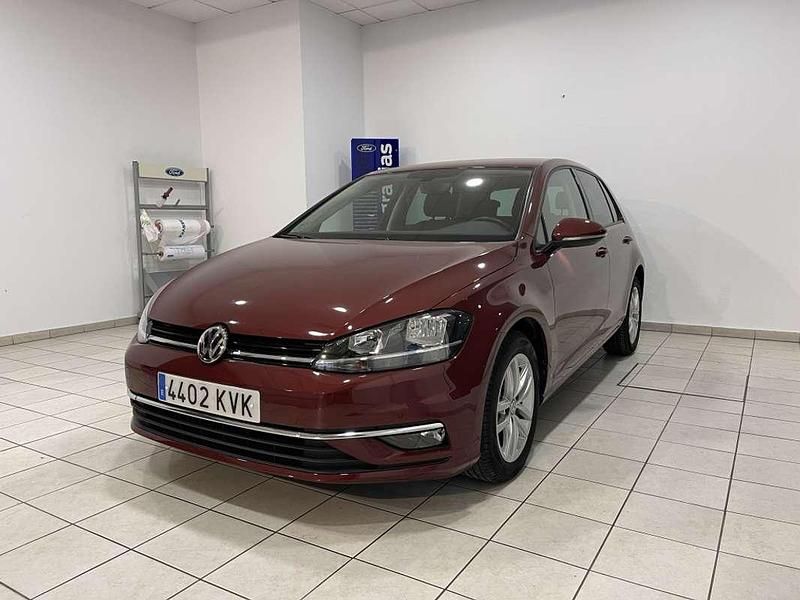 Usado VW Golf VII Advance 116 CV (85 kW) 2019 Burdeos Utilitario