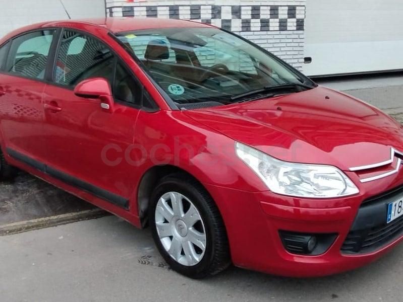Usado Citroën C4 90 CV (66 kW) 2009 Granate Berlina
