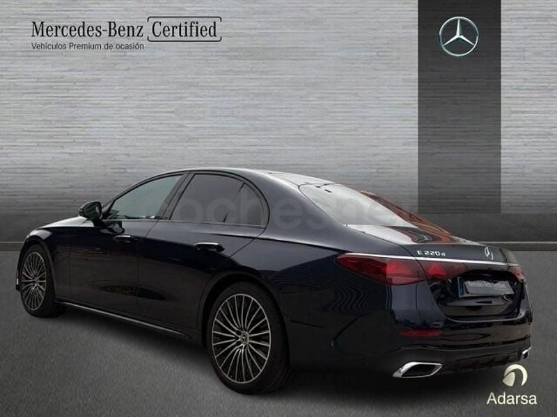 Usado Mercedes E220 197 CV (144 kW) 2025 Azul Berlina