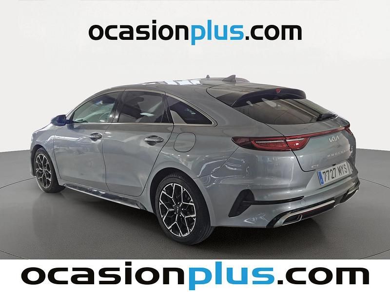 Usado Kia ProCeed GT-Line 140 CV (102 kW) 2025 Gris Familiar
