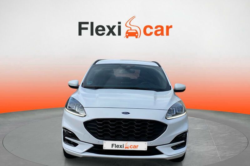 Usado Ford Kuga ST-Line 151 CV (111 kW) 2023 Blanco SUV