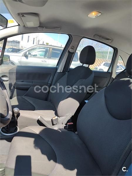 Usado Citroën C3 Furio 61 CV (44 kW) 2005 Azul Berlina
