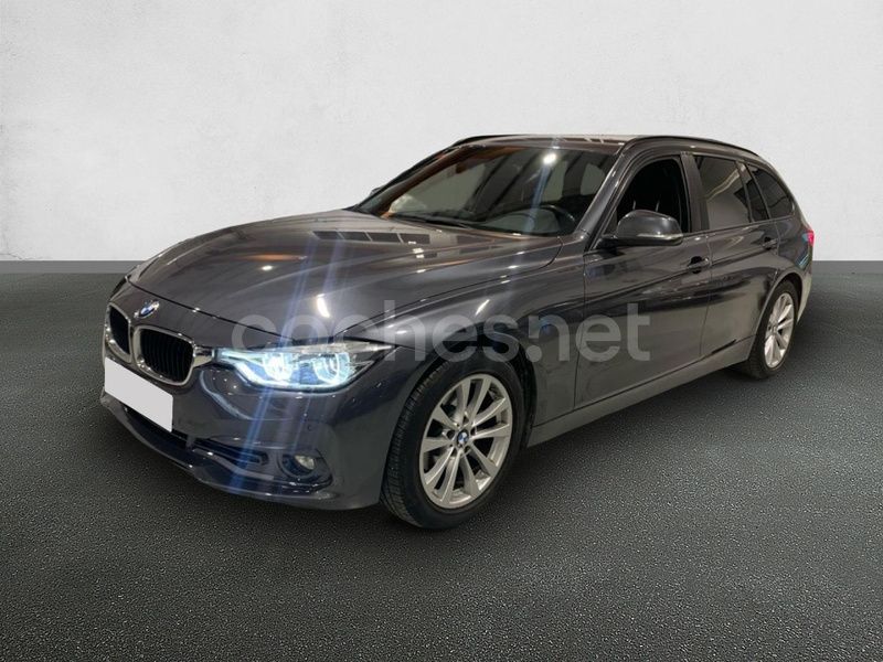 Negro Usado 2016 BMW 318 Familiar | 14.900 € (Un poco caro) - Imagen 1/4