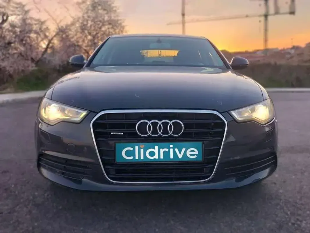 Usado Audi A6 245 CV (180 kW) 2011 Negro Berlina