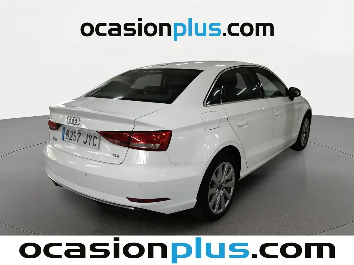 Usado Audi A3 Design 110 CV (80 kW) 2017 Blanco Berlina