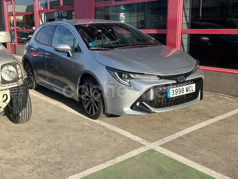 Gris / plata Usado 2022 Toyota Corolla Active Berlina | 21.000 € (Caro) - Imagen 1/1