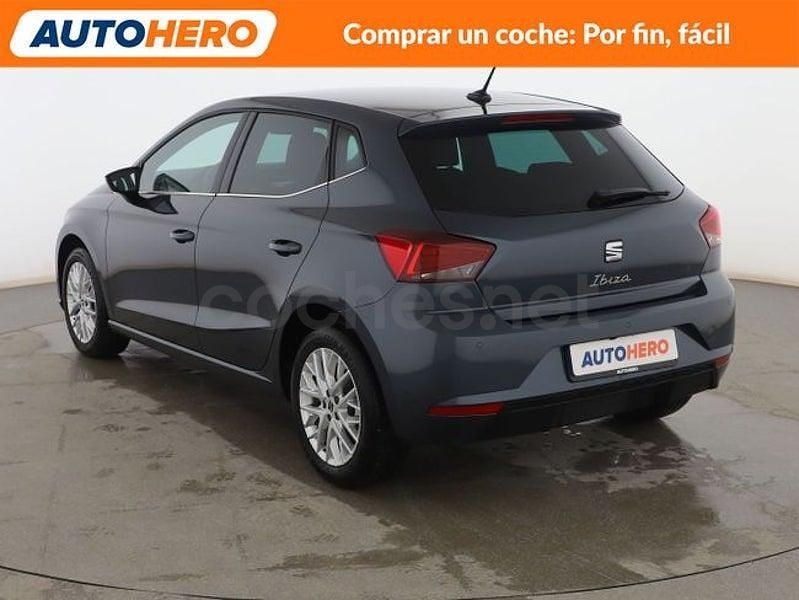 Usado Seat Ibiza 116 CV (85 kW) 2025 Gris Utilitario