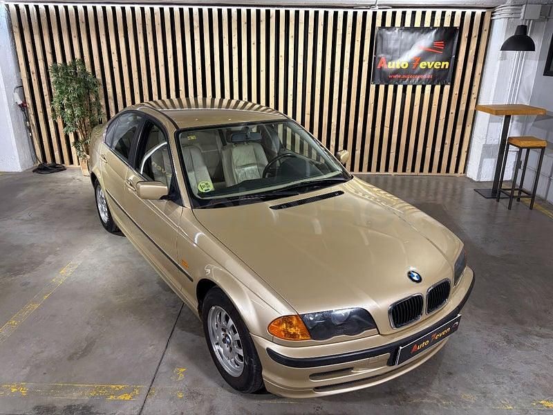 Usado BMW 318 118 CV (86 kW) 2001 Beige Berlina