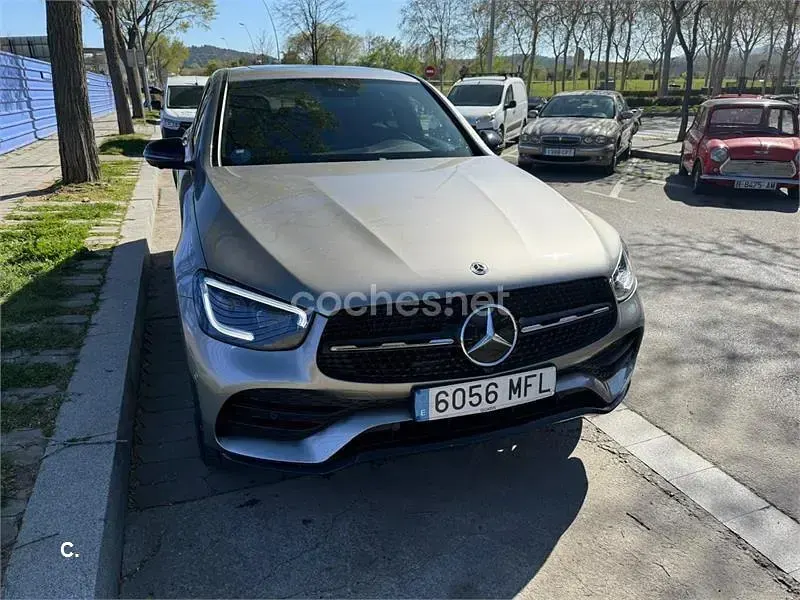 Usado Mercedes GLC300e 306 CV (225 kW) 2023 Gris / plata Coupe