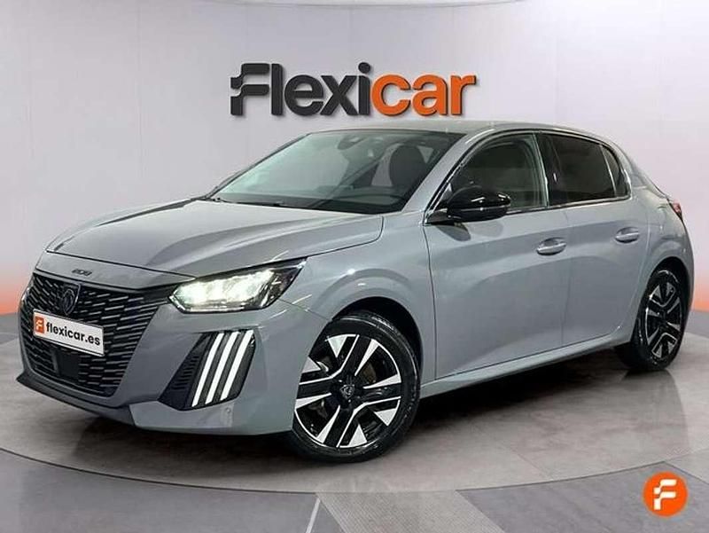 Usado Peugeot 208 Allure 101 CV (74 kW) 2025 Negro Utilitario