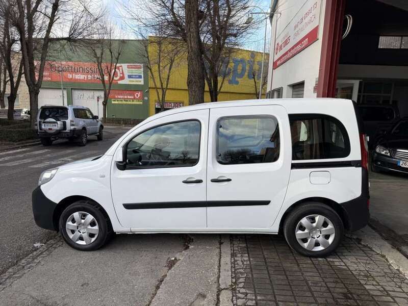 Usado Renault Kangoo 95 CV (69 kW) 2020 Blanco Monovolumen