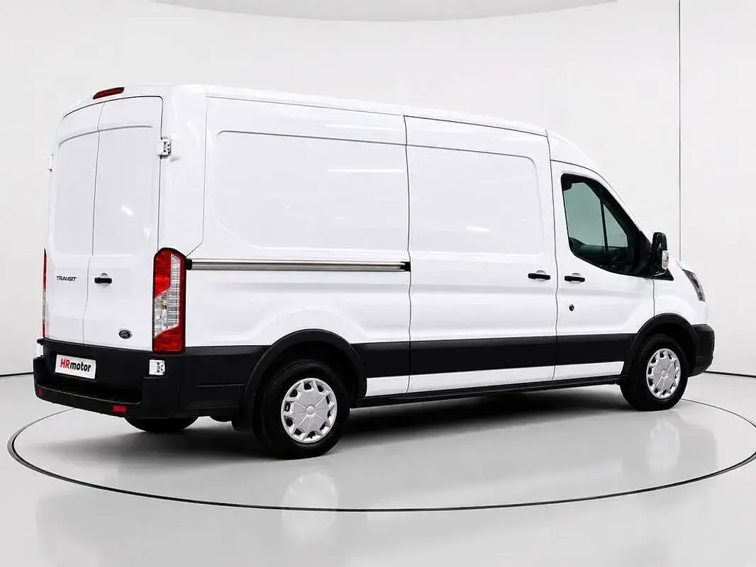 Usado Ford Transit Trend 131 CV (96 kW) 2024 Blanco Van