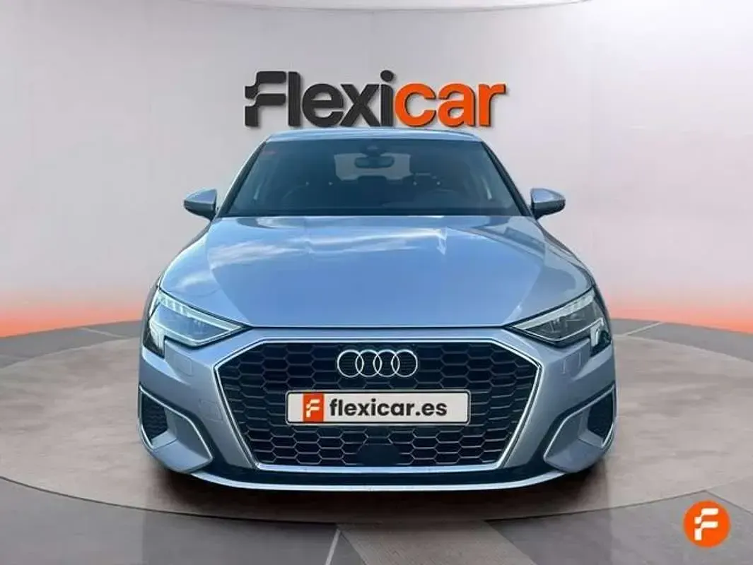 Usado Audi A3 Sportback 116 CV (85 kW) 2021 Gris Utilitario