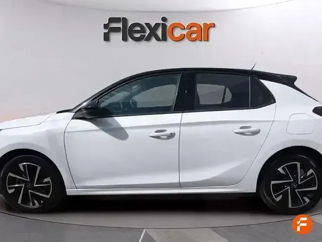 Usado Opel Corsa 100 CV (73 kW) 2024 Blanco Berlina