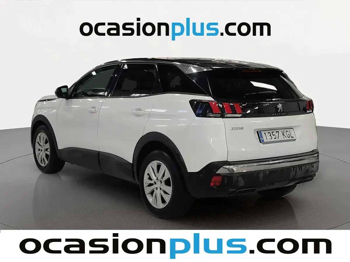 Usado Peugeot 3008 Active 131 CV (96 kW) 2017 Blanco SUV