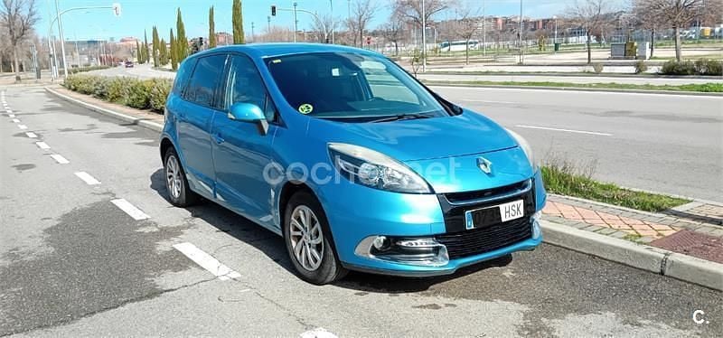 Usado Renault Scénic III Dynamique 130 CV (95 kW) 2013 Azul Monovolumen
