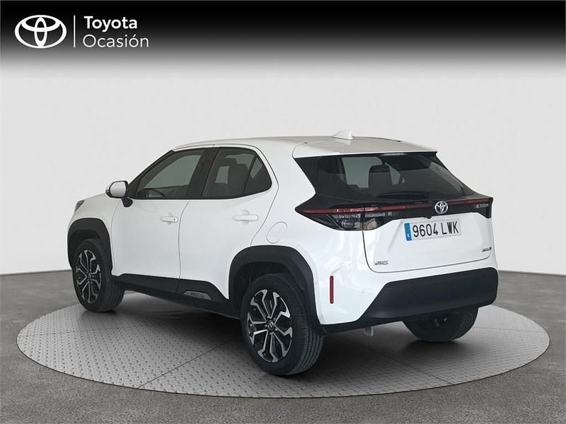 Usado Toyota Yaris Cross Active 116 CV (85 kW) 2022 Blanco SUV