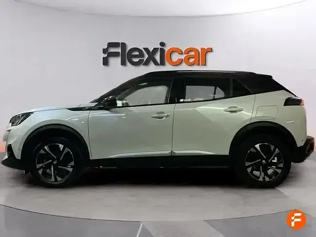 Usado Peugeot 2008 GT 130 CV (95 kW) 2021 Blanco SUV