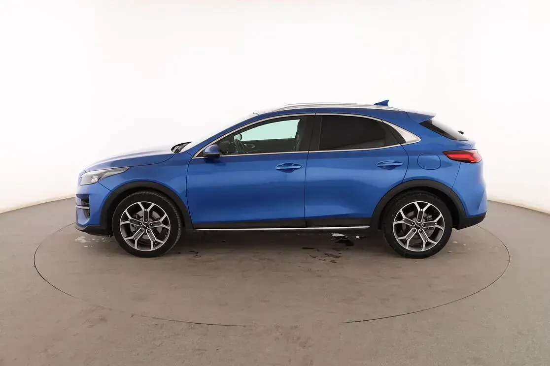 Usado Kia XCeed 120 CV (88 kW) 2022 Azul SUV