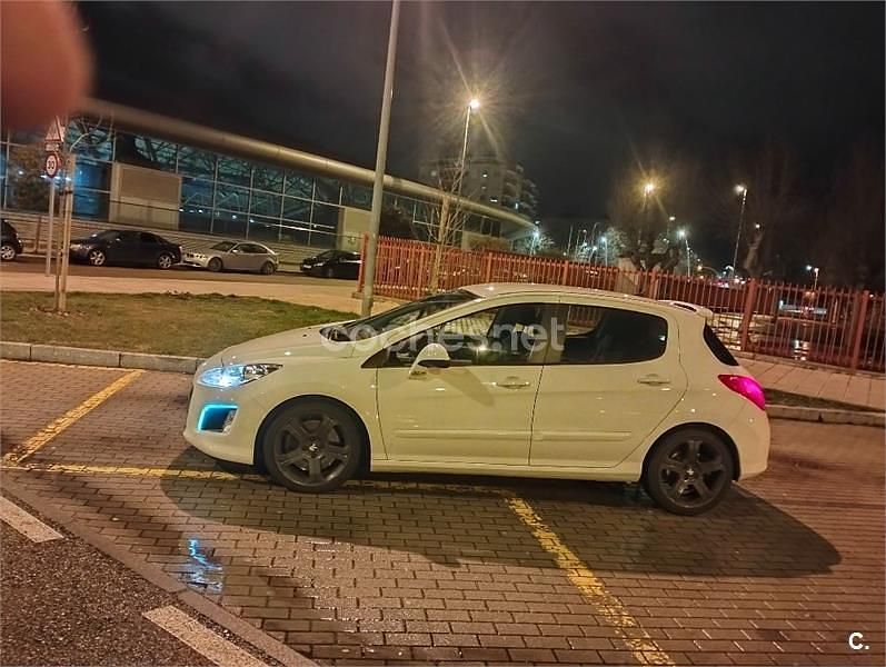 Usado Peugeot 308 GTi 200 CV (147 kW) 2012 Blanco Berlina