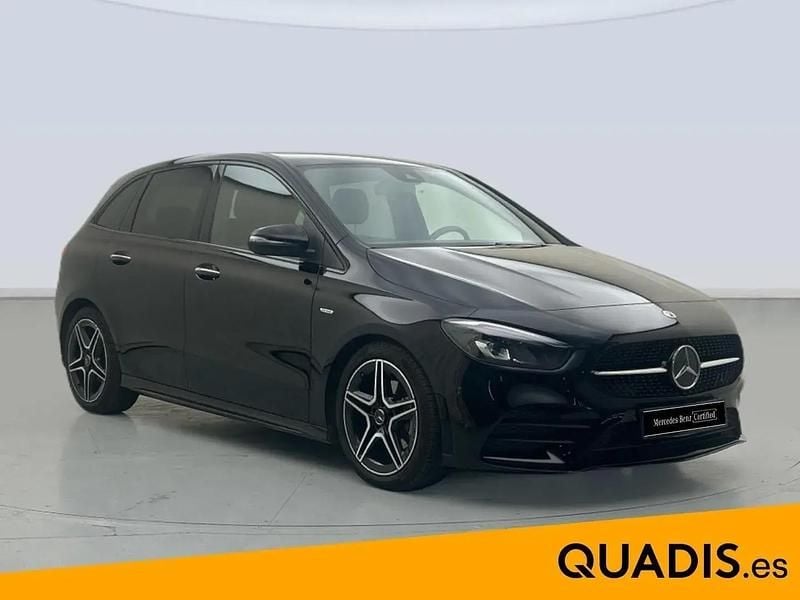 Usado Mercedes B200 150 CV (110 kW) 2021 Negro Monovolumen