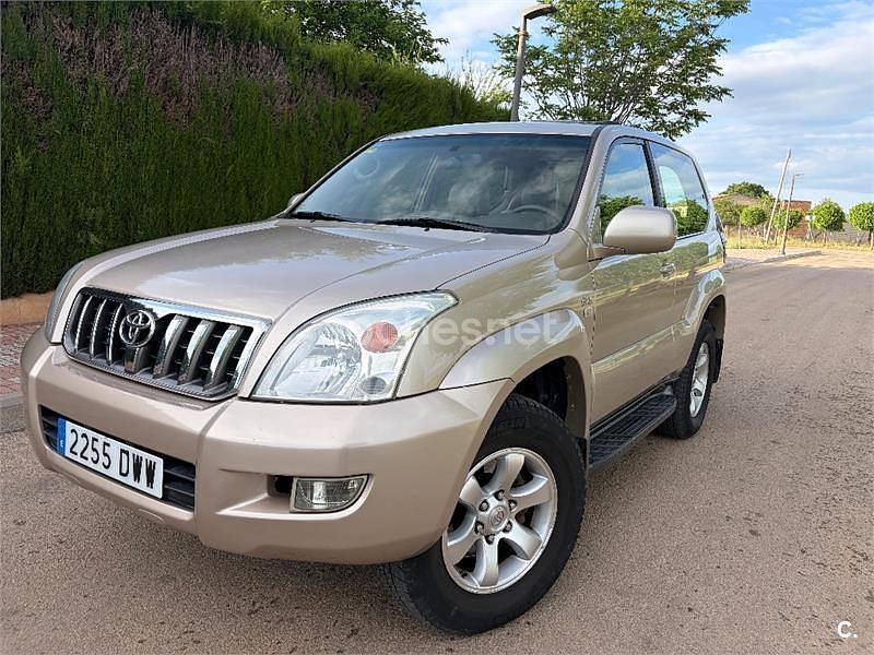 Usado Toyota Land Cruiser 166 CV (122 kW) 2006 Beige SUV