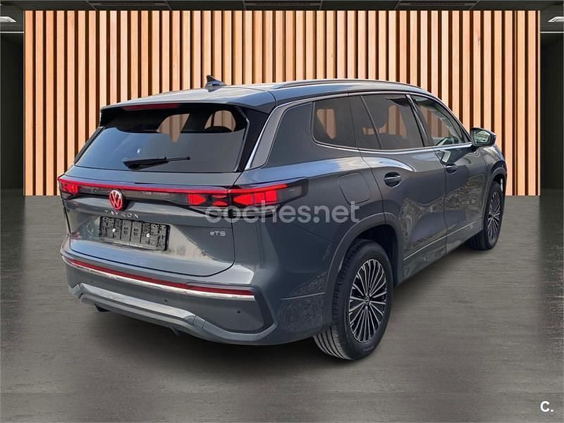 Usado VW Tayron 150 CV (110 kW) 2025 Gris / plata SUV
